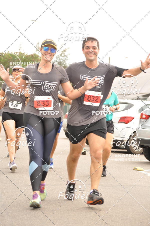 Buy your photos of the eventSantander Track&Field  Run Series - Shopping Vitria on Fotop