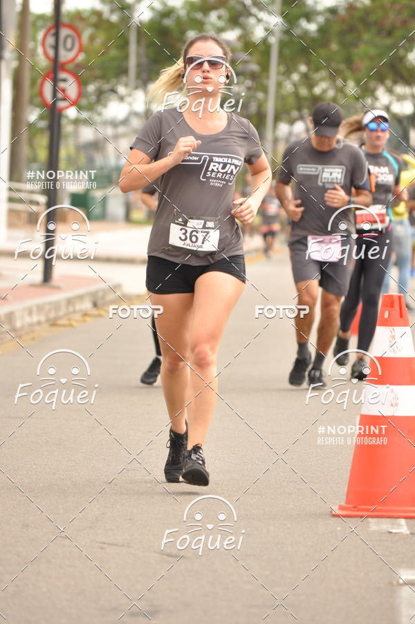 Buy your photos of the eventSantander Track&Field  Run Series - Shopping Vitria on Fotop