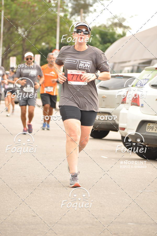 Buy your photos of the eventSantander Track&Field  Run Series - Shopping Vitria on Fotop