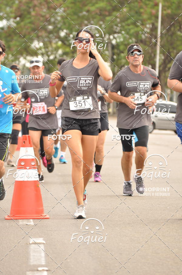 Buy your photos of the eventSantander Track&Field  Run Series - Shopping Vitria on Fotop