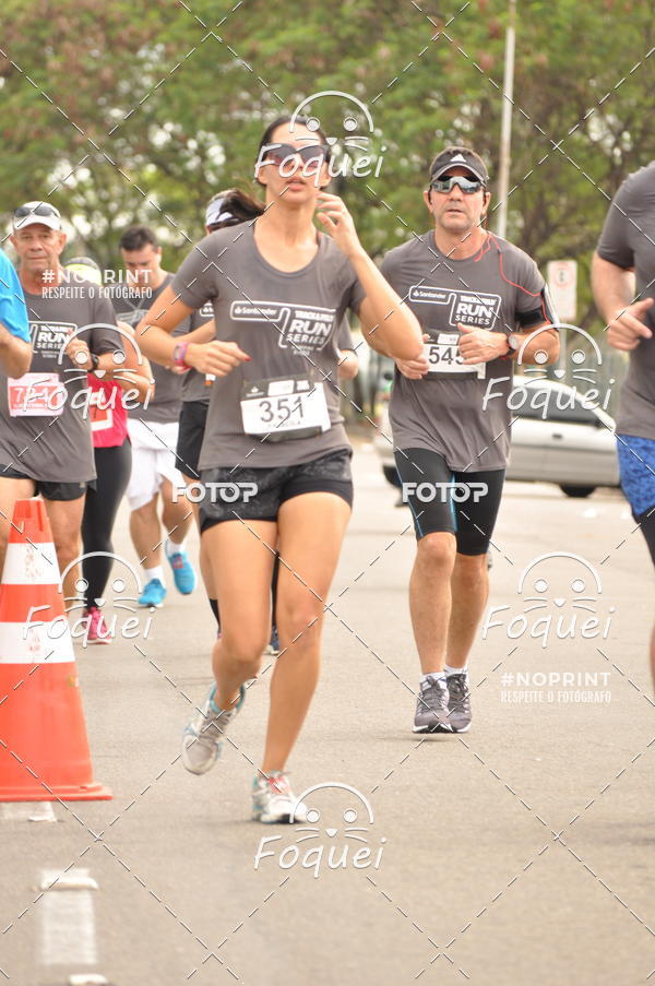 Buy your photos of the eventSantander Track&Field  Run Series - Shopping Vitria on Fotop