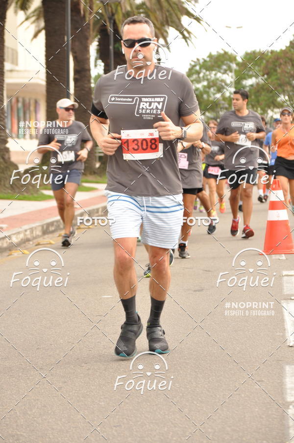 Buy your photos of the eventSantander Track&Field  Run Series - Shopping Vitria on Fotop