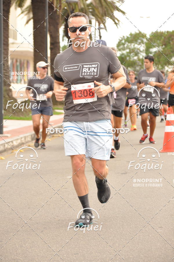 Buy your photos of the eventSantander Track&Field  Run Series - Shopping Vitria on Fotop