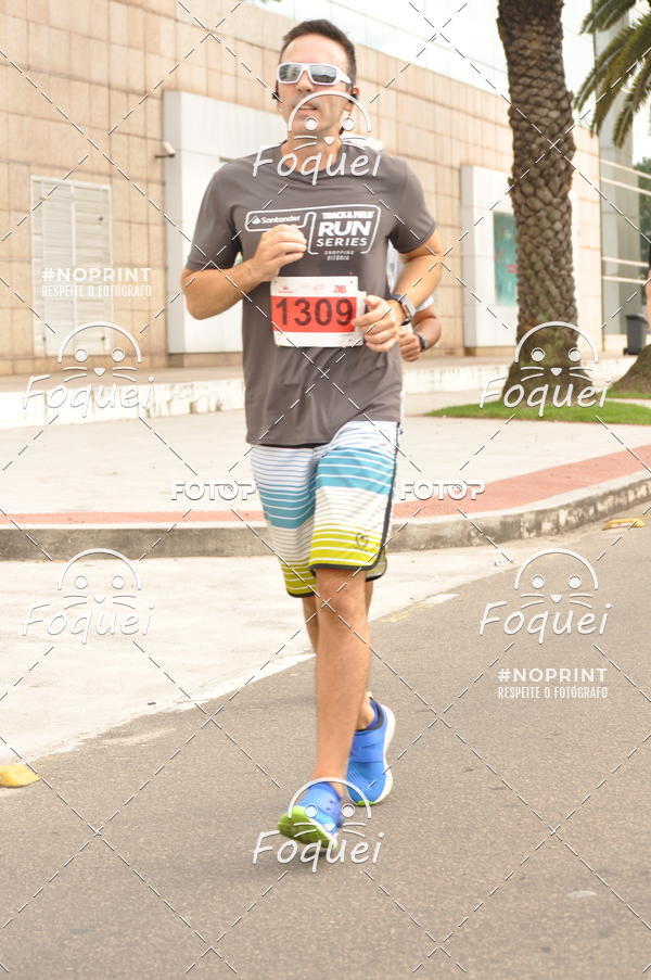 Buy your photos of the eventSantander Track&Field  Run Series - Shopping Vitria on Fotop