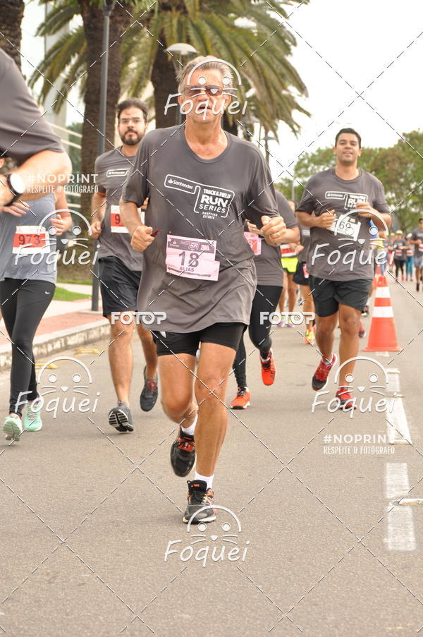 Buy your photos of the eventSantander Track&Field  Run Series - Shopping Vitria on Fotop