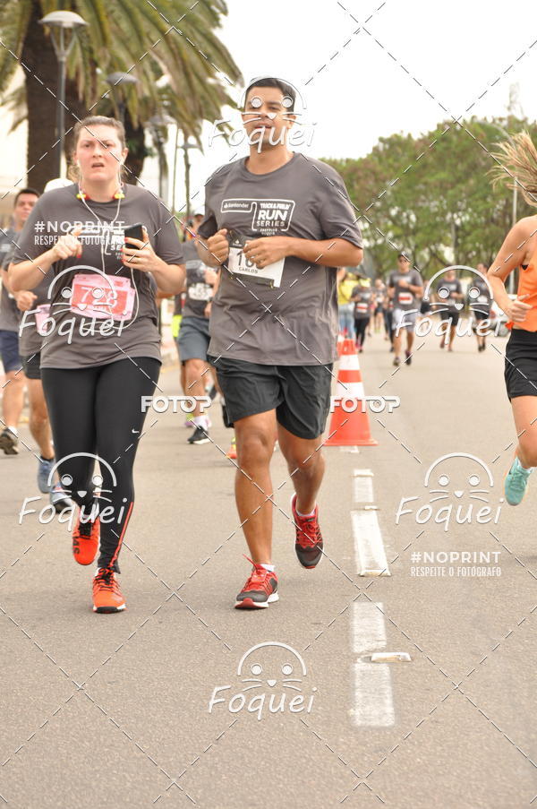 Buy your photos of the eventSantander Track&Field  Run Series - Shopping Vitria on Fotop
