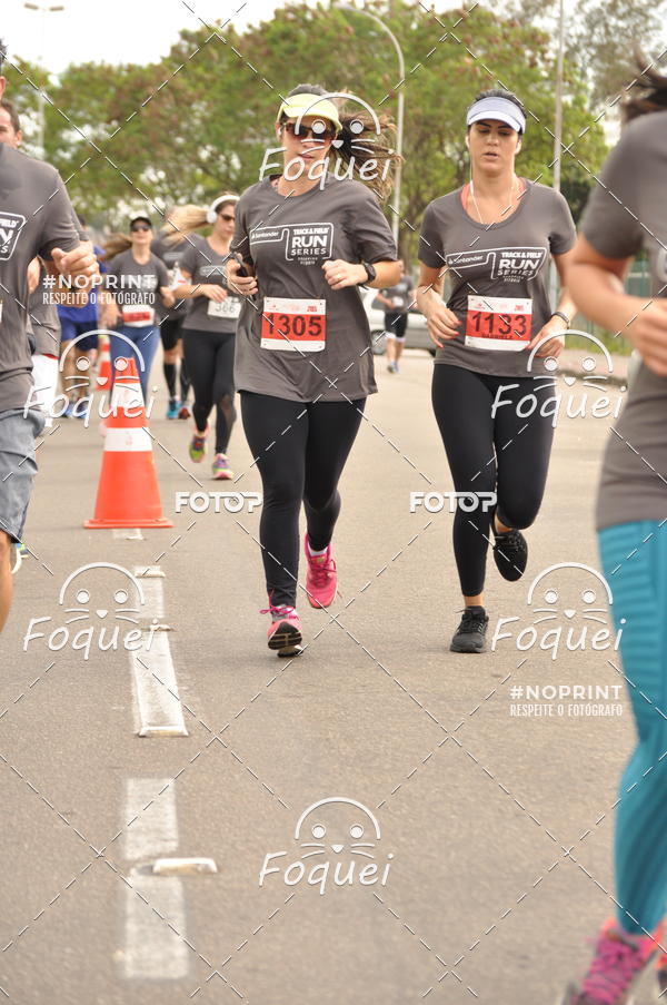 Buy your photos of the eventSantander Track&Field  Run Series - Shopping Vitria on Fotop