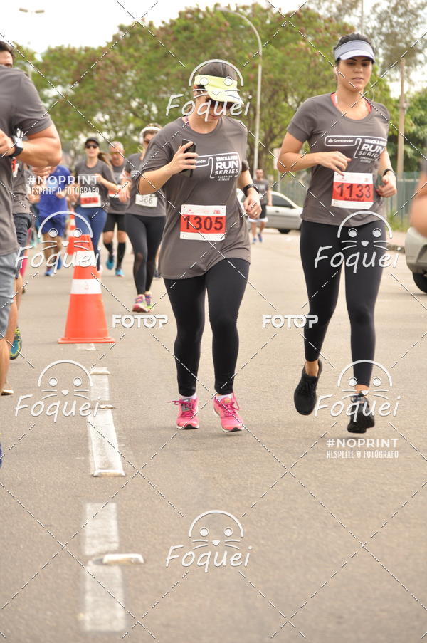 Buy your photos of the eventSantander Track&Field  Run Series - Shopping Vitria on Fotop