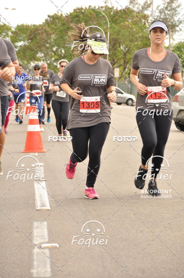 Buy your photos of the eventSantander Track&Field  Run Series - Shopping Vitria on Fotop