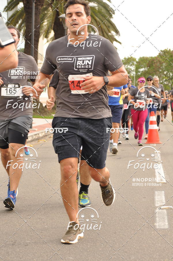 Buy your photos of the eventSantander Track&Field  Run Series - Shopping Vitria on Fotop