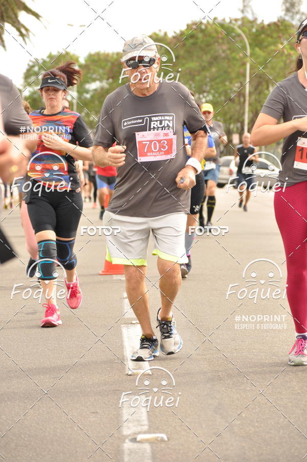 Buy your photos of the eventSantander Track&Field  Run Series - Shopping Vitria on Fotop