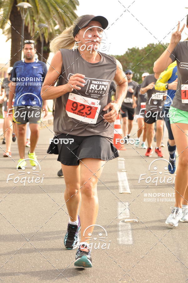 Buy your photos of the eventSantander Track&Field  Run Series - Shopping Vitria on Fotop