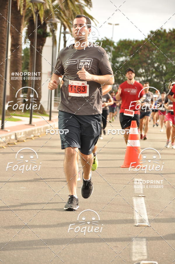 Buy your photos of the eventSantander Track&Field  Run Series - Shopping Vitria on Fotop