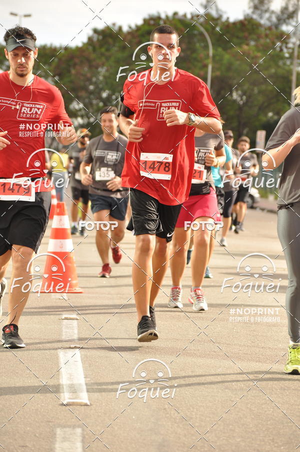 Buy your photos of the eventSantander Track&Field  Run Series - Shopping Vitria on Fotop