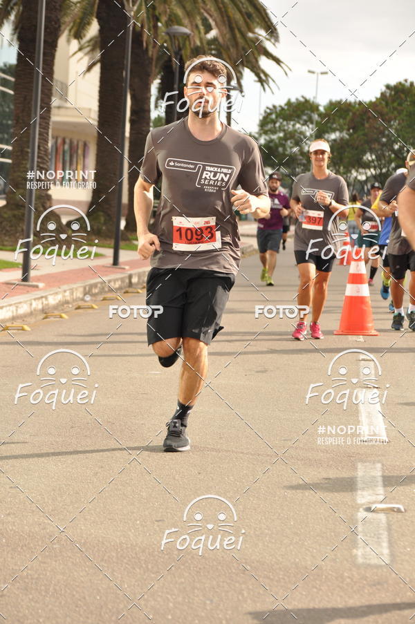 Buy your photos of the eventSantander Track&Field  Run Series - Shopping Vitria on Fotop
