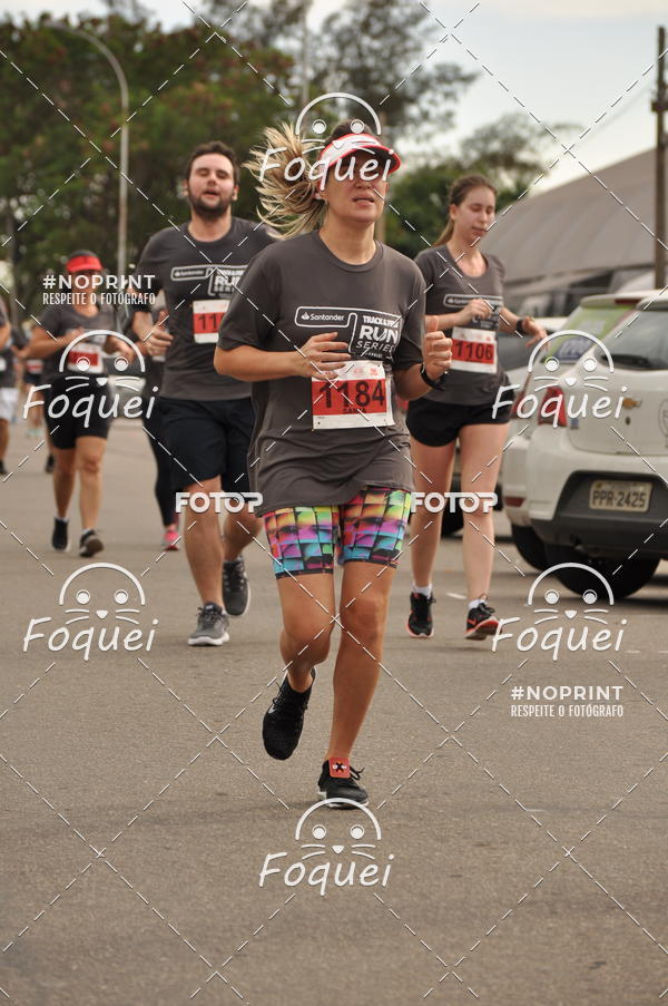 Buy your photos of the eventSantander Track&Field  Run Series - Shopping Vitria on Fotop