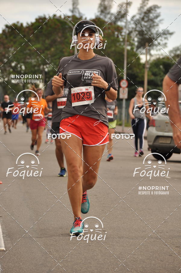 Buy your photos of the eventSantander Track&Field  Run Series - Shopping Vitria on Fotop