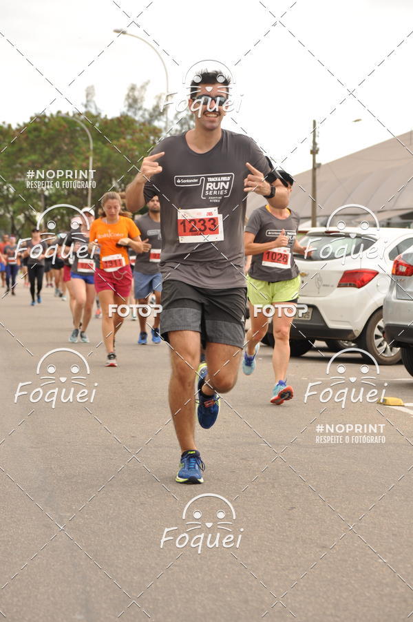 Buy your photos of the eventSantander Track&Field  Run Series - Shopping Vitria on Fotop