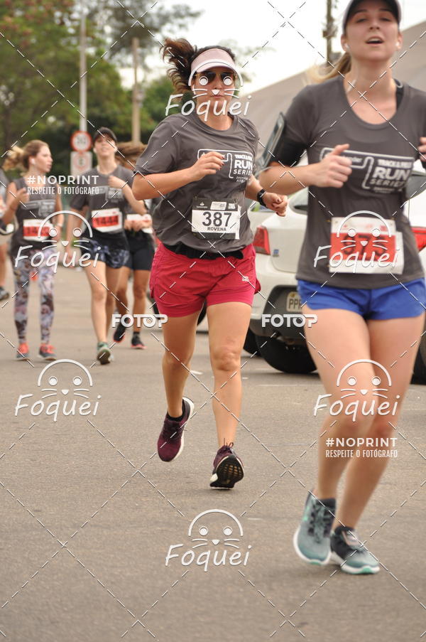 Buy your photos of the eventSantander Track&Field  Run Series - Shopping Vitria on Fotop