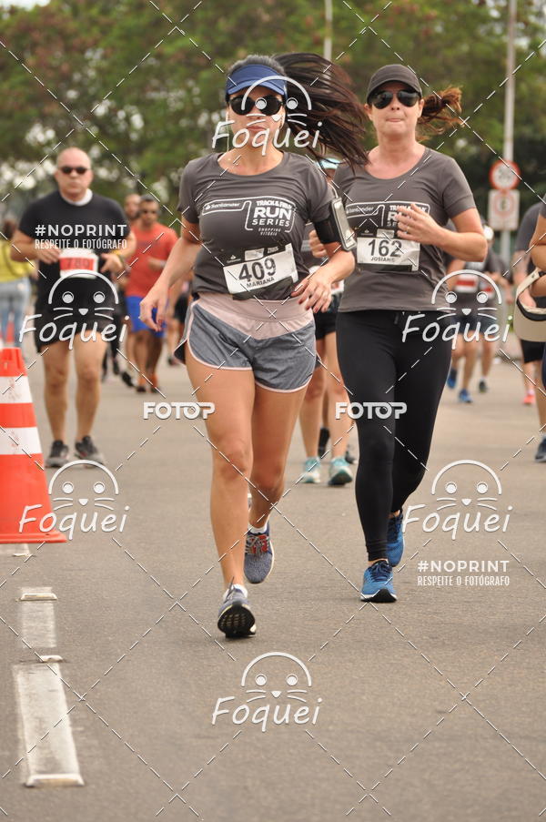 Buy your photos of the eventSantander Track&Field  Run Series - Shopping Vitria on Fotop