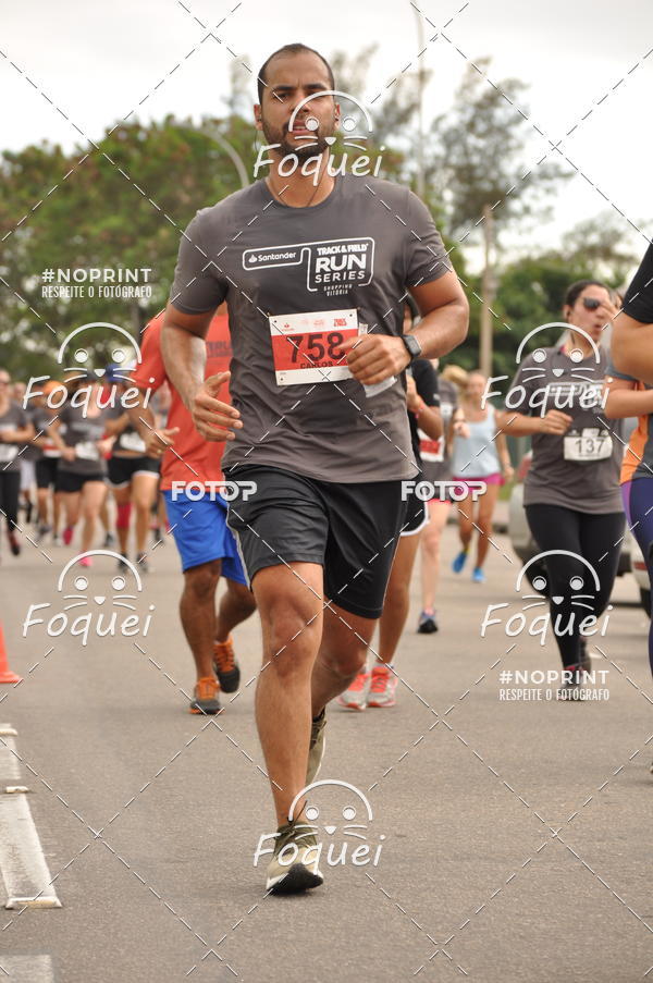 Buy your photos of the eventSantander Track&Field  Run Series - Shopping Vitria on Fotop