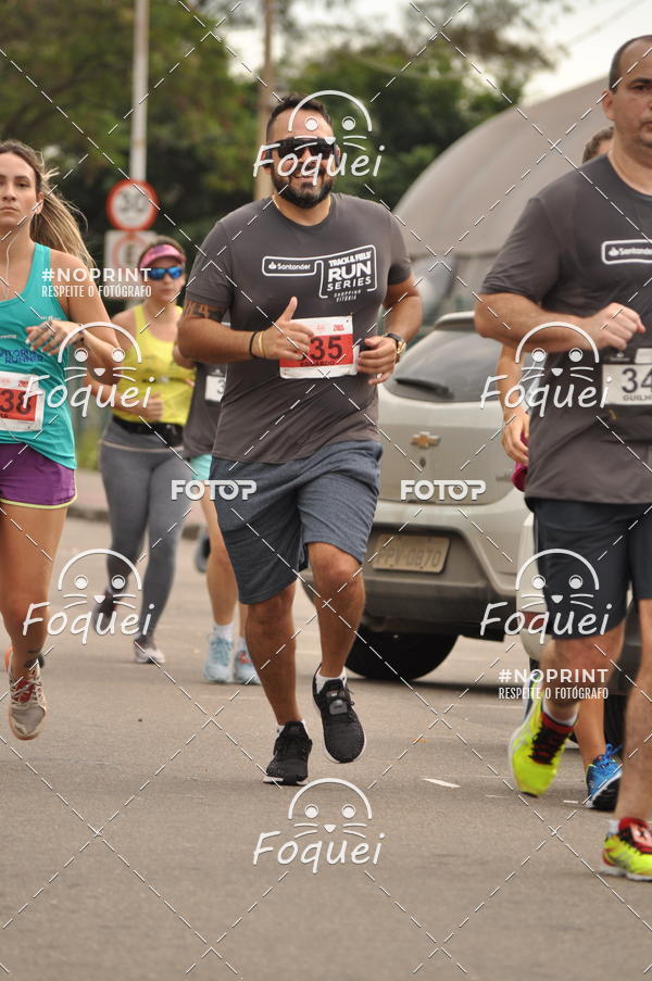 Buy your photos of the eventSantander Track&Field  Run Series - Shopping Vitria on Fotop