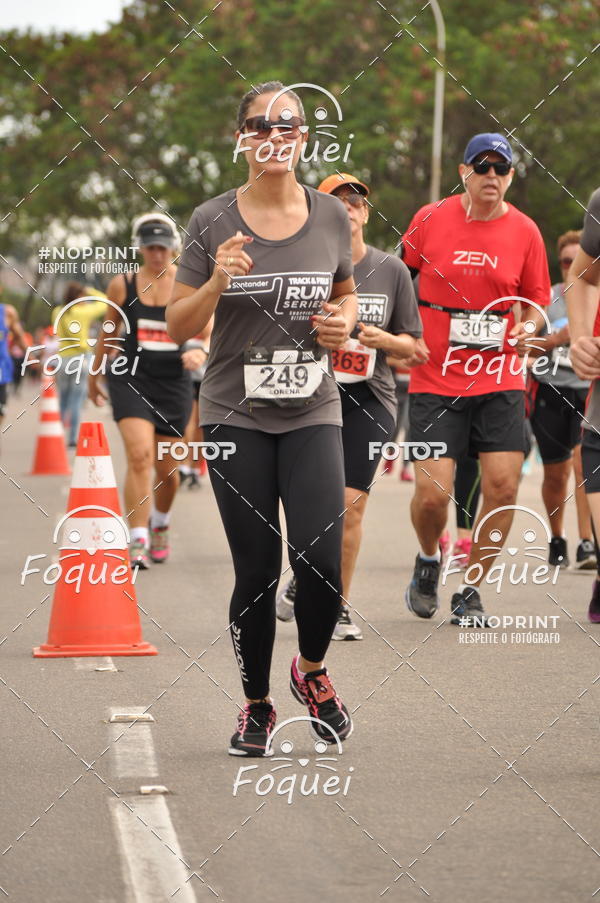 Buy your photos of the eventSantander Track&Field  Run Series - Shopping Vitria on Fotop