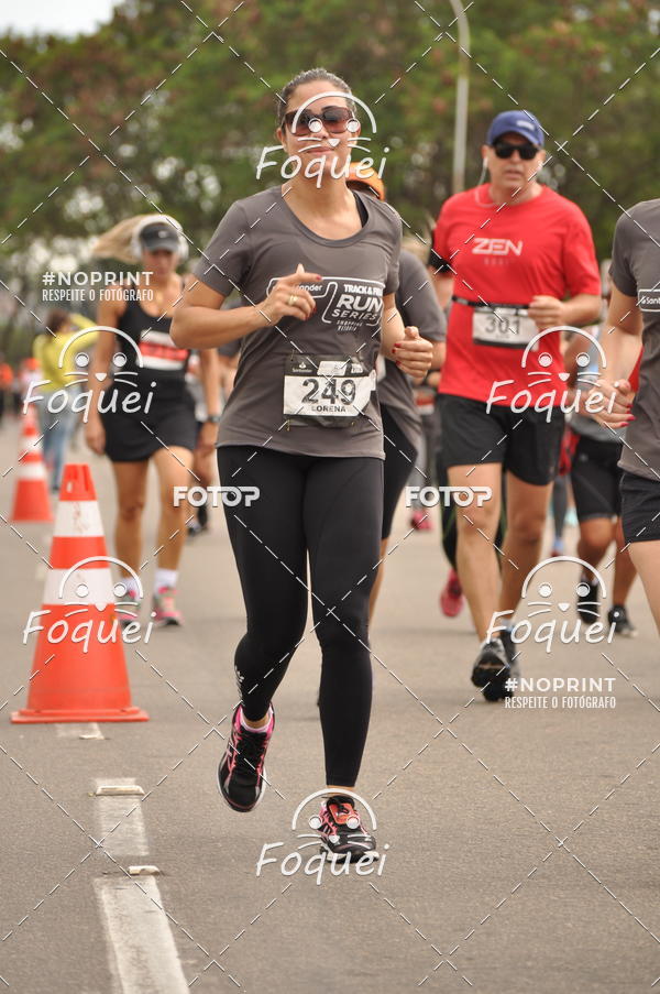 Buy your photos of the eventSantander Track&Field  Run Series - Shopping Vitria on Fotop