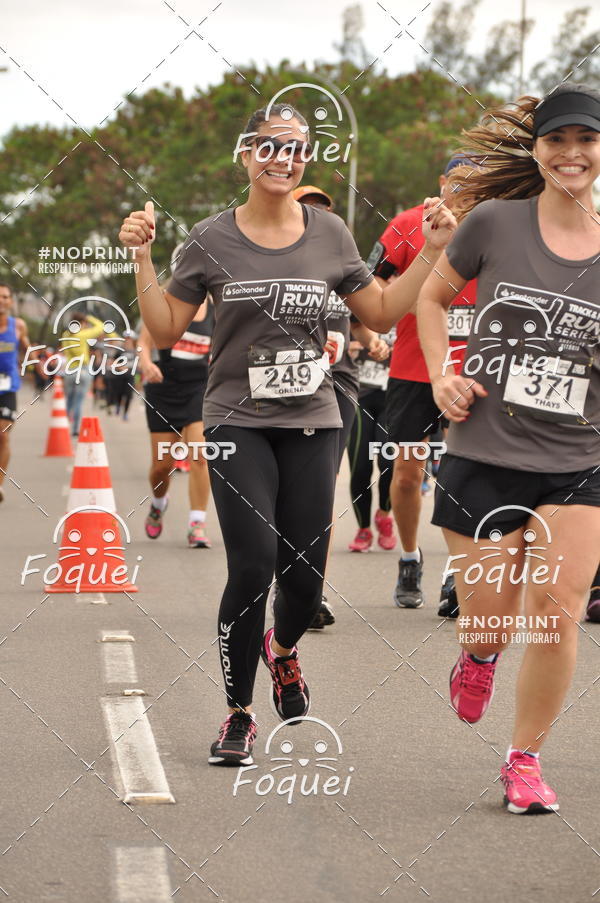 Buy your photos of the eventSantander Track&Field  Run Series - Shopping Vitria on Fotop