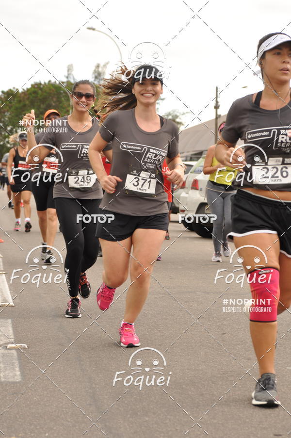 Buy your photos of the eventSantander Track&Field  Run Series - Shopping Vitria on Fotop