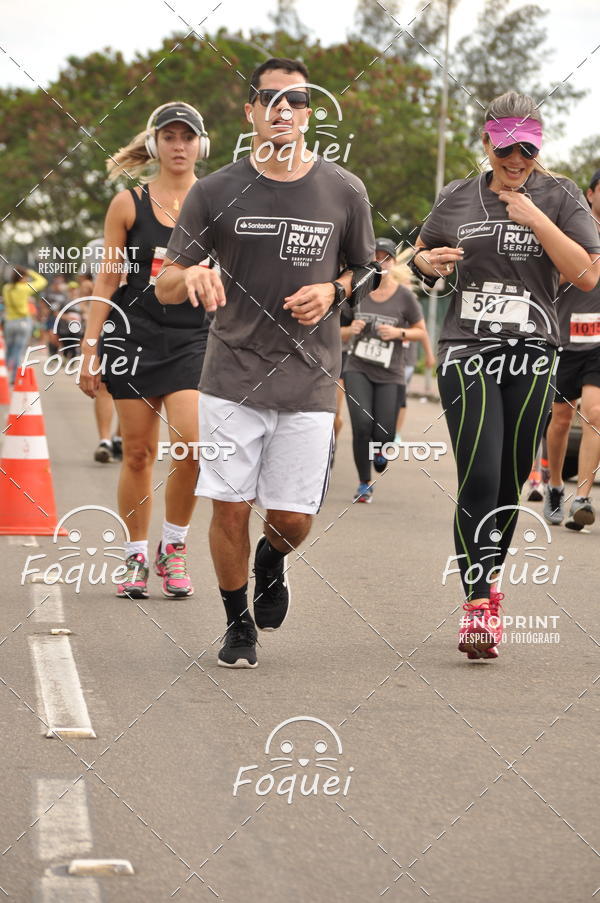 Buy your photos of the eventSantander Track&Field  Run Series - Shopping Vitria on Fotop