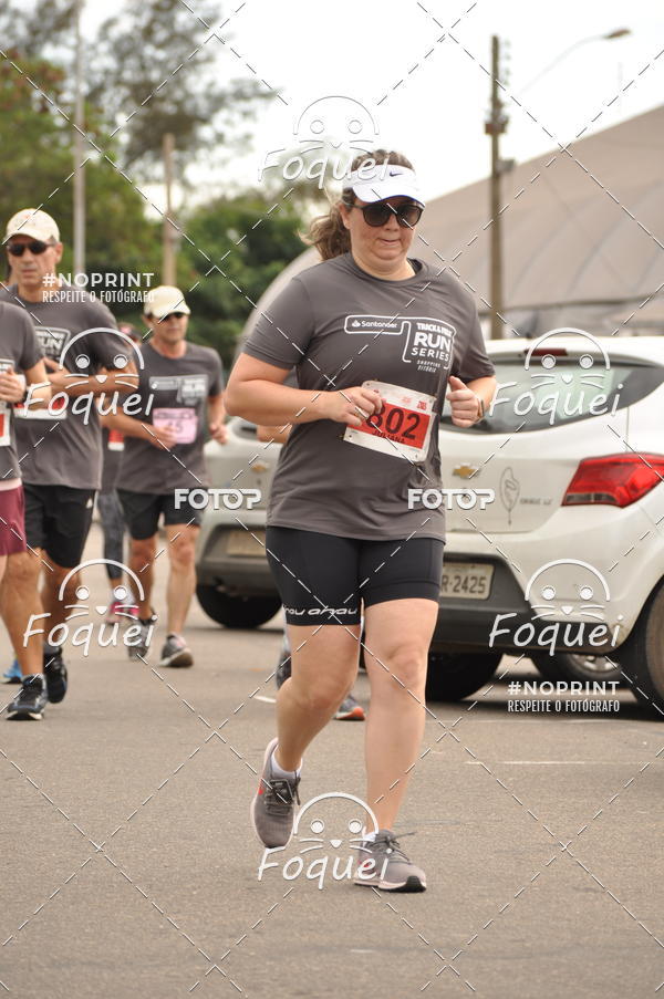 Buy your photos of the eventSantander Track&Field  Run Series - Shopping Vitria on Fotop