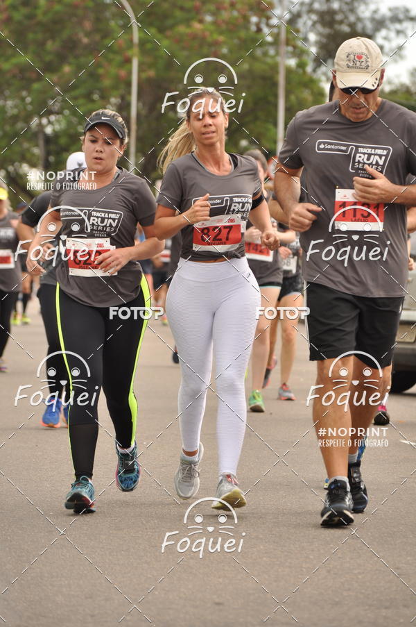 Buy your photos of the eventSantander Track&Field  Run Series - Shopping Vitria on Fotop