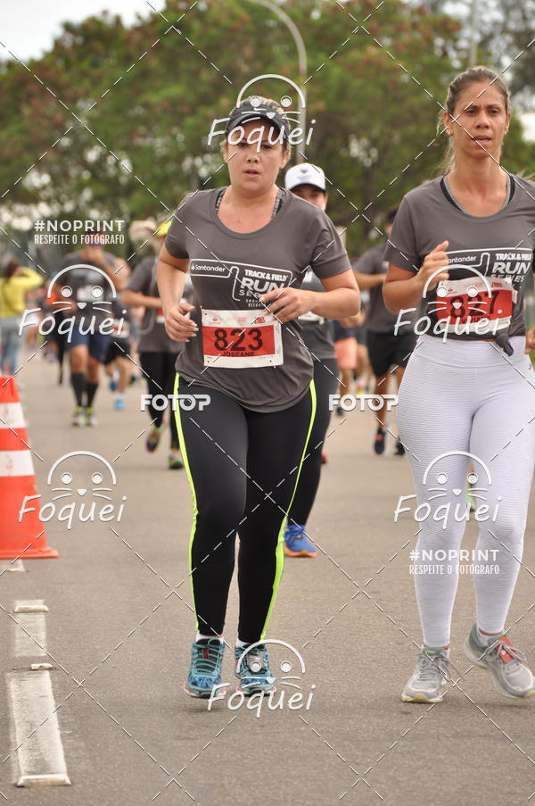 Buy your photos of the eventSantander Track&Field  Run Series - Shopping Vitria on Fotop