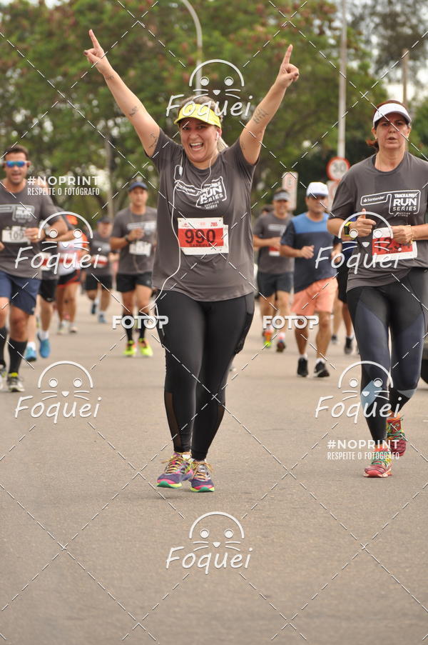 Buy your photos of the eventSantander Track&Field  Run Series - Shopping Vitria on Fotop