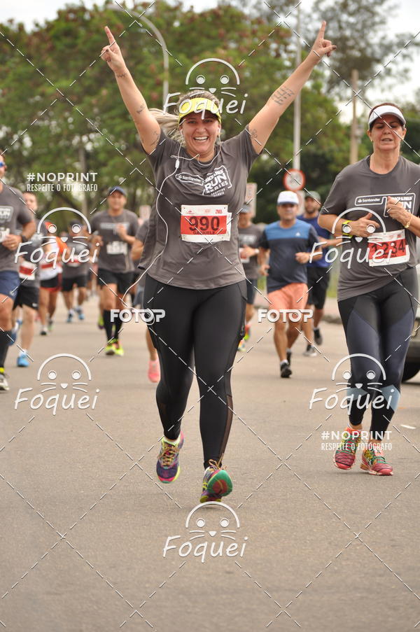 Buy your photos of the eventSantander Track&Field  Run Series - Shopping Vitria on Fotop