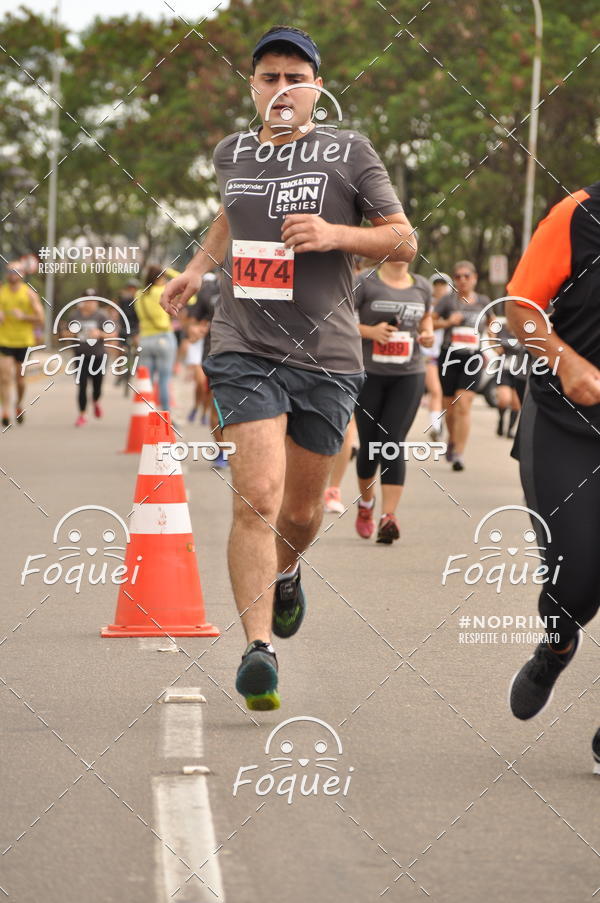 Buy your photos of the eventSantander Track&Field  Run Series - Shopping Vitria on Fotop