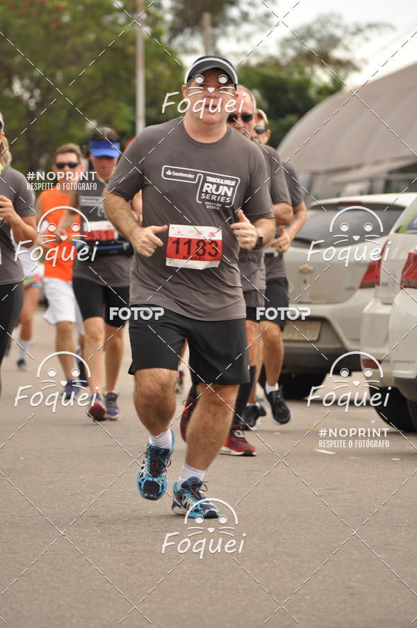 Buy your photos of the eventSantander Track&Field  Run Series - Shopping Vitria on Fotop