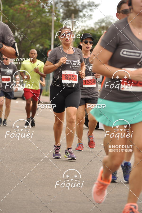 Buy your photos of the eventSantander Track&Field  Run Series - Shopping Vitria on Fotop