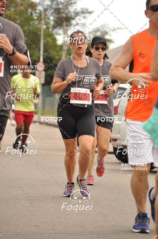 Buy your photos of the eventSantander Track&Field  Run Series - Shopping Vitria on Fotop
