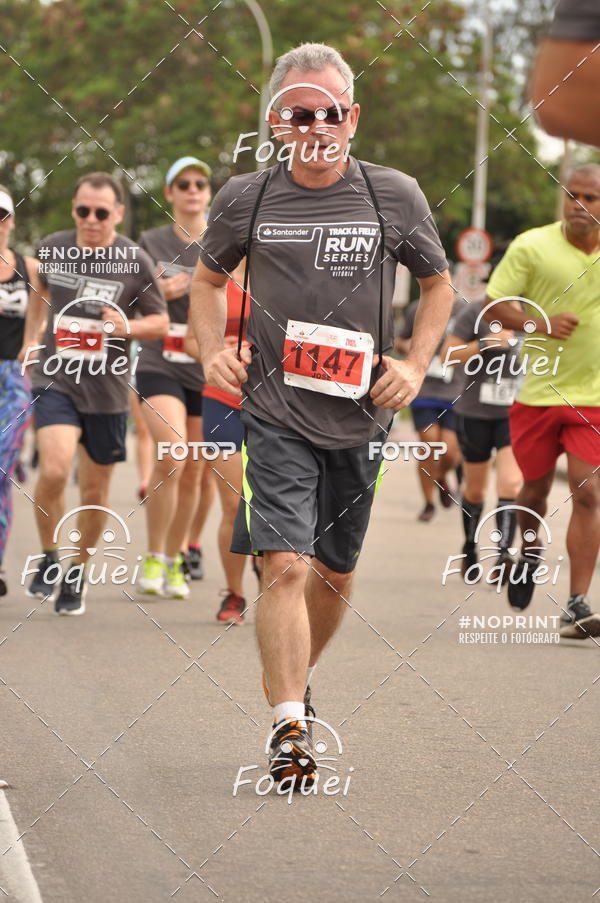 Buy your photos of the eventSantander Track&Field  Run Series - Shopping Vitria on Fotop