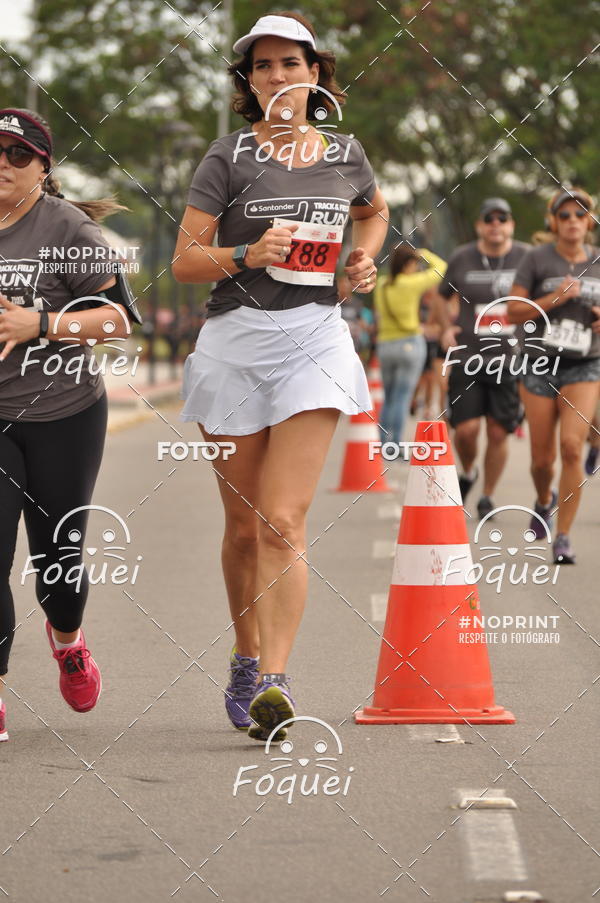 Buy your photos of the eventSantander Track&Field  Run Series - Shopping Vitria on Fotop