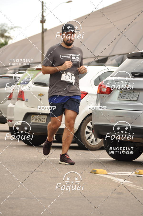 Buy your photos of the eventSantander Track&Field  Run Series - Shopping Vitria on Fotop