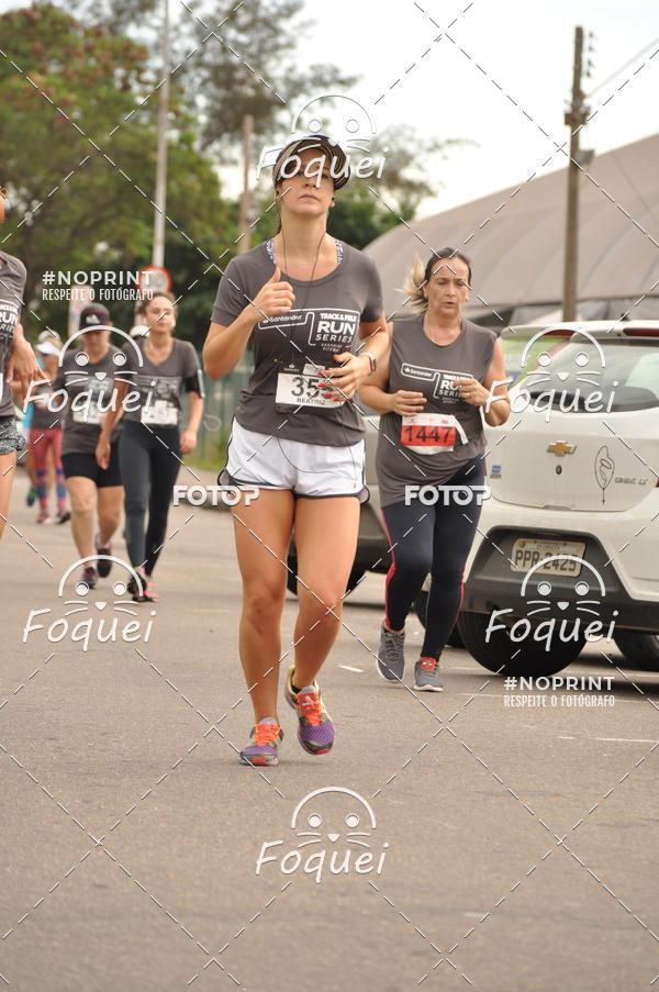 Buy your photos of the eventSantander Track&Field  Run Series - Shopping Vitria on Fotop