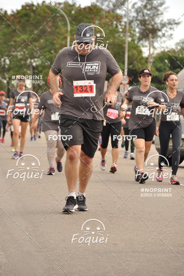 Buy your photos of the eventSantander Track&Field  Run Series - Shopping Vitria on Fotop