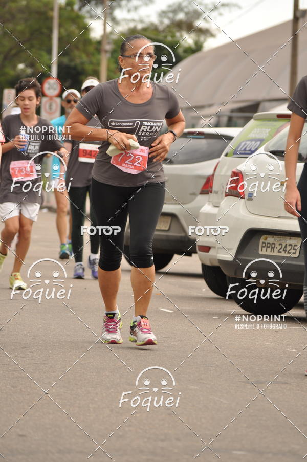 Buy your photos of the eventSantander Track&Field  Run Series - Shopping Vitria on Fotop