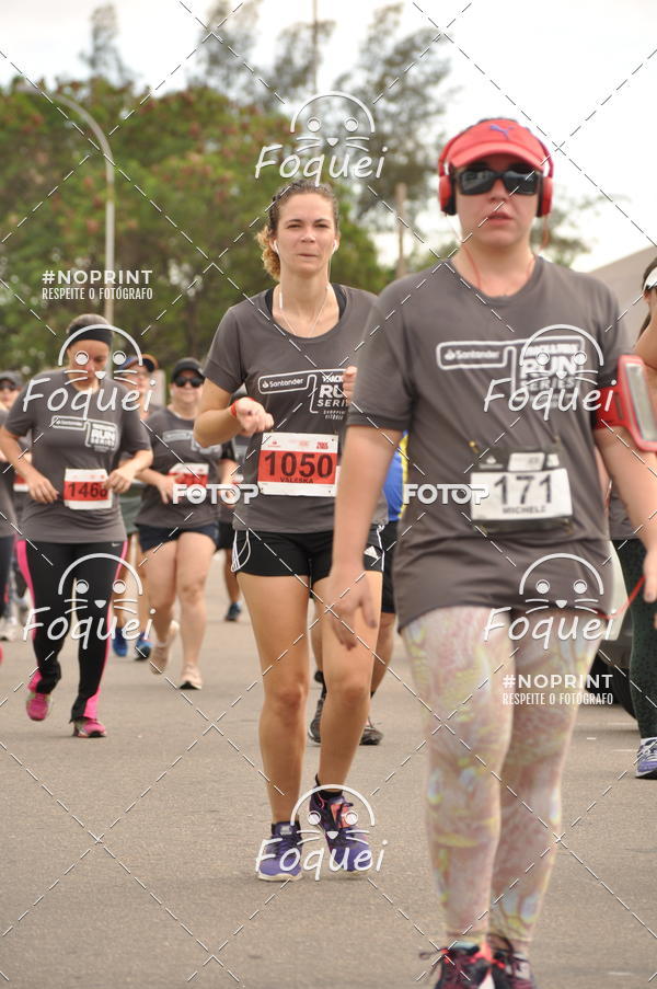 Buy your photos of the eventSantander Track&Field  Run Series - Shopping Vitria on Fotop