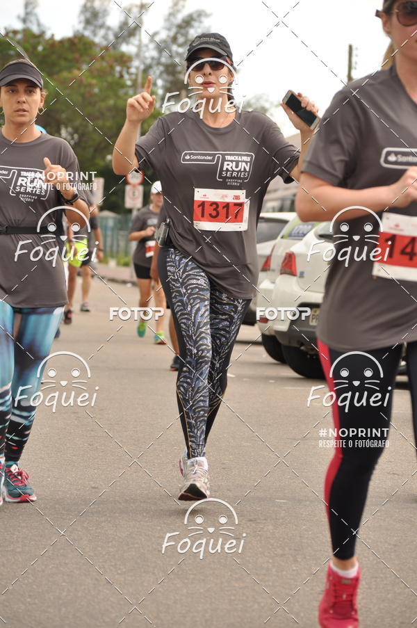 Buy your photos of the eventSantander Track&Field  Run Series - Shopping Vitria on Fotop