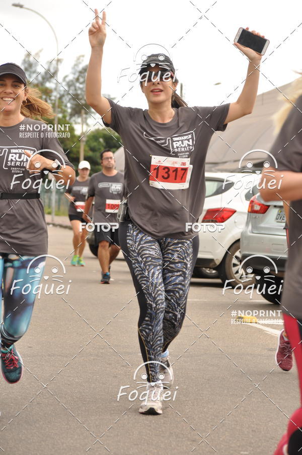 Buy your photos of the eventSantander Track&Field  Run Series - Shopping Vitria on Fotop