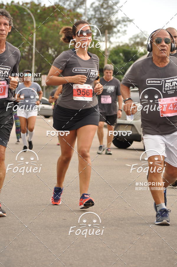 Buy your photos of the eventSantander Track&Field  Run Series - Shopping Vitria on Fotop